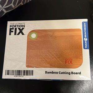 Beachbody Portion Fix bamboo cutting board